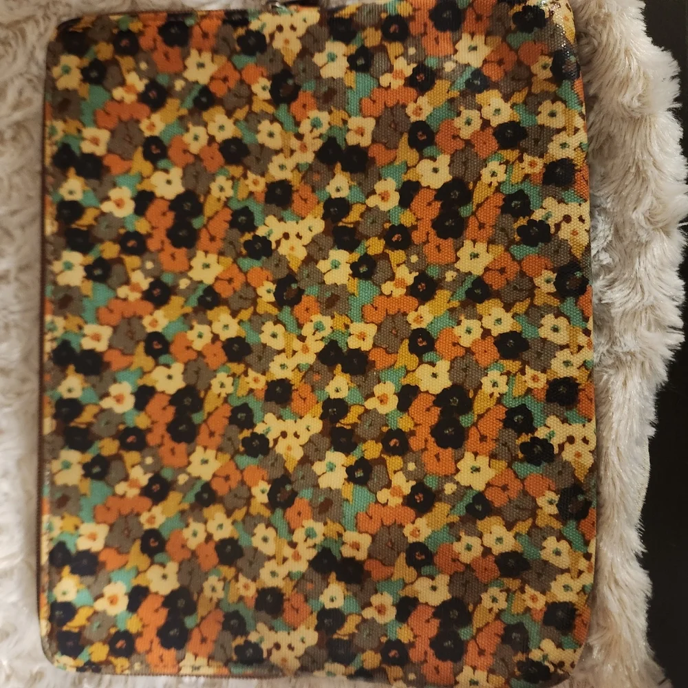 Fossil Tablet Case Zip Around Floral